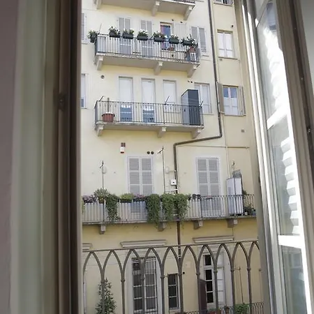Apartment Dei Mille 29 Turin
